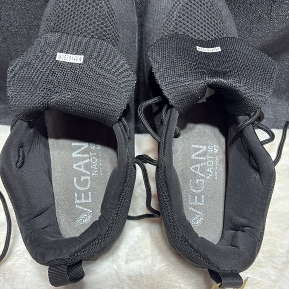 Black Women's Sneakers - Picture 5 of 6